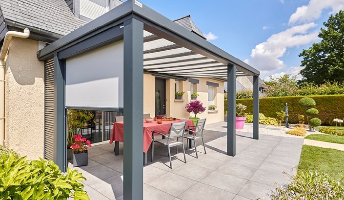 Pergola Luminov avec toiture en verre  