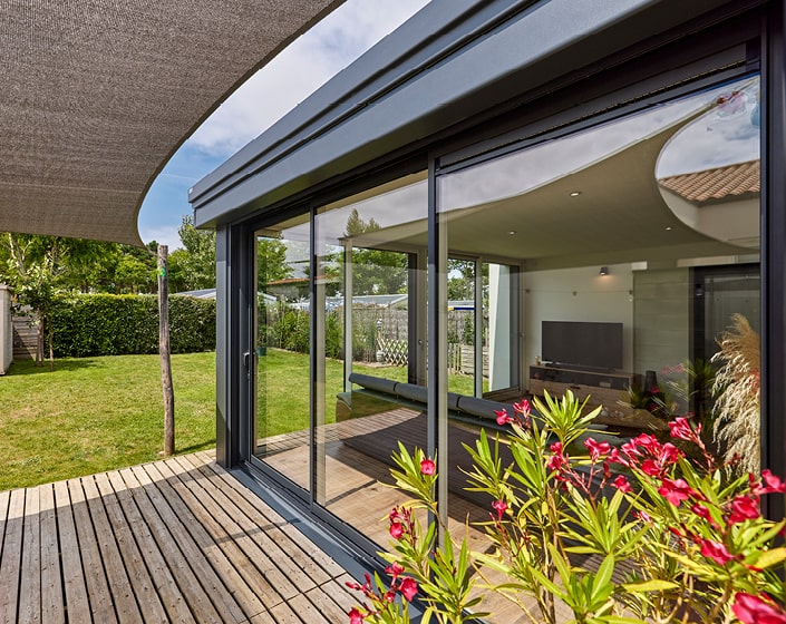 EXTENSION ESTHETE moderne